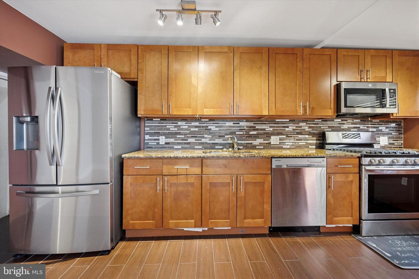 6618 Lotus Road photo 6