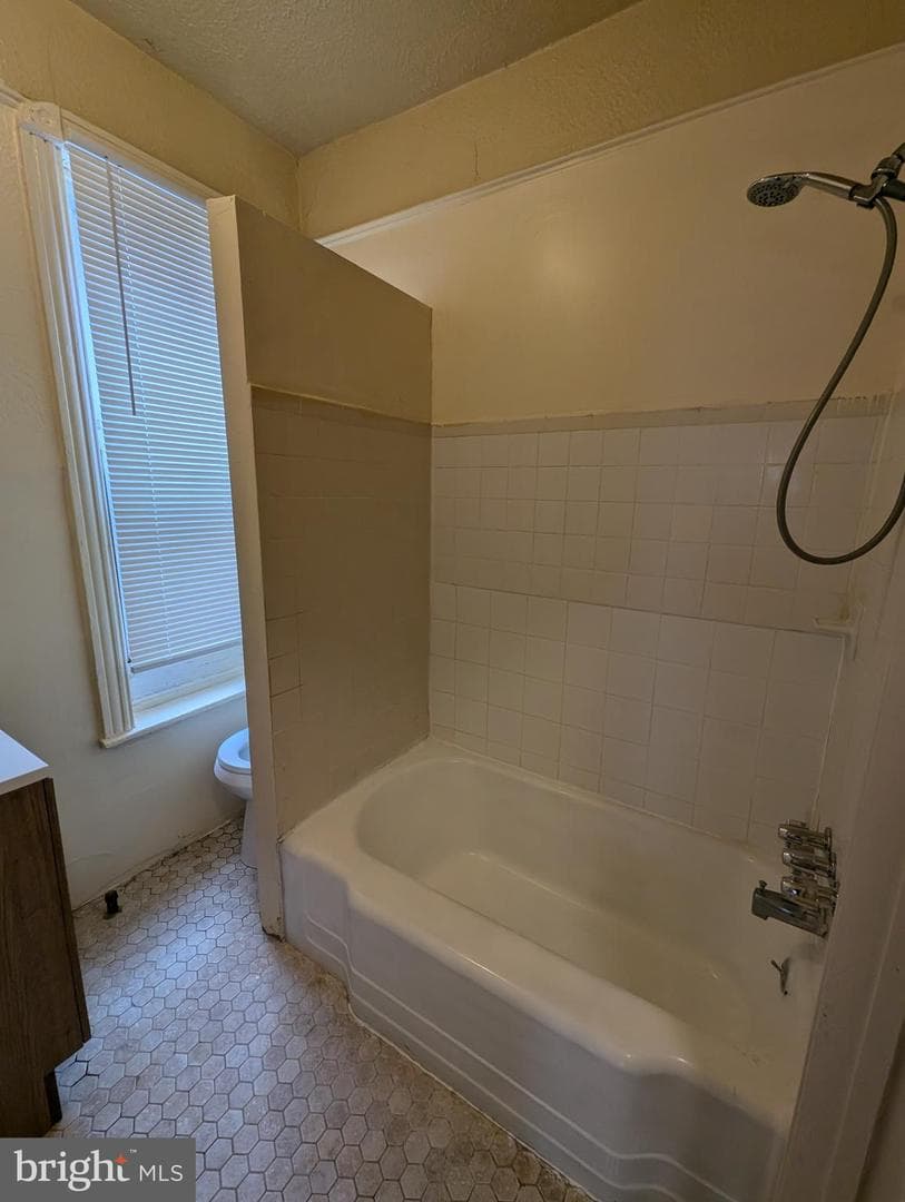 1711 N Wilton Street photo 16