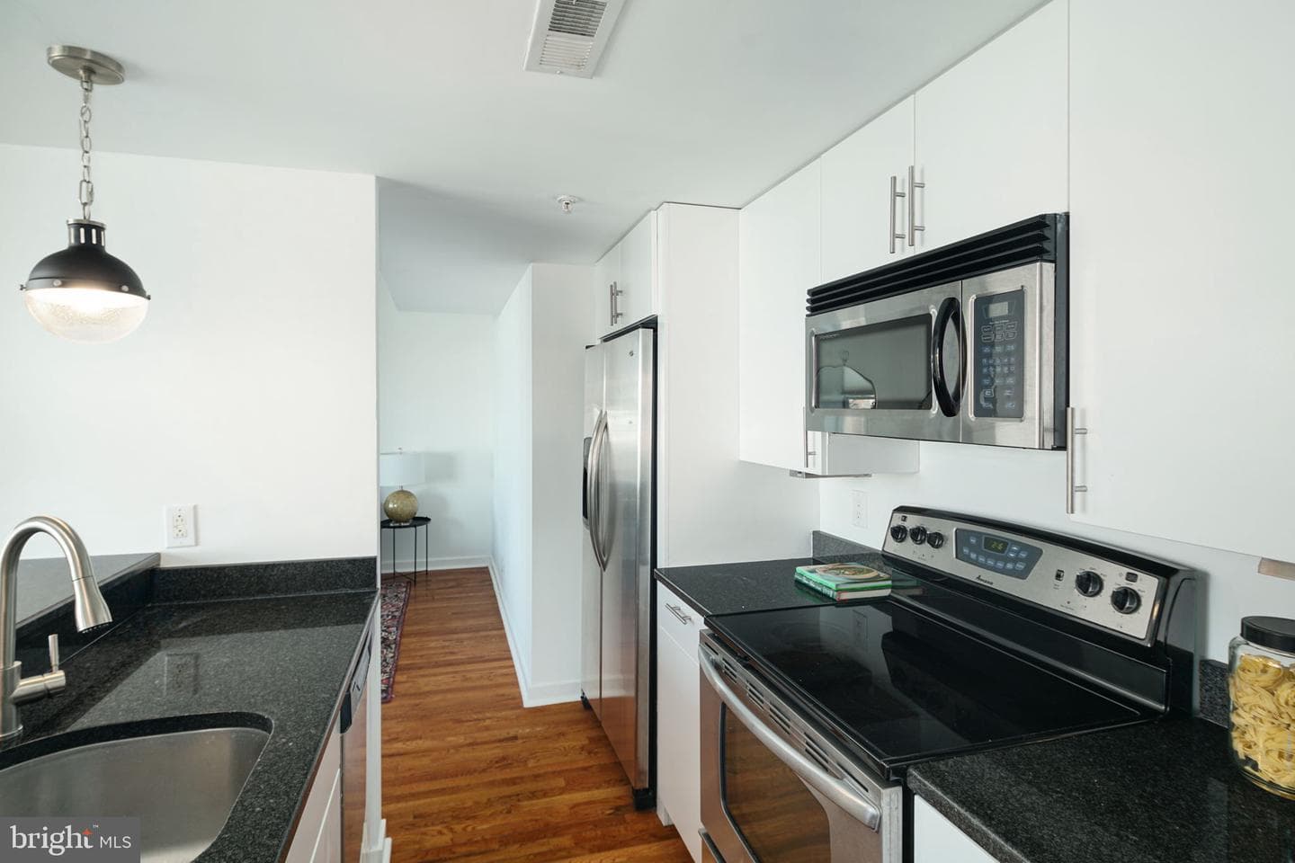 712 N 2nd Street #31 photo 2