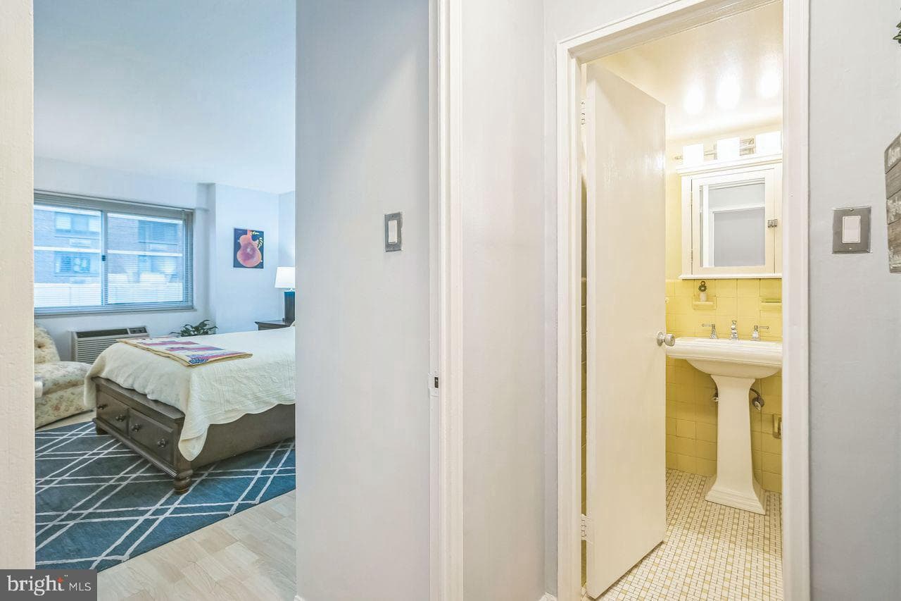1900 John F Kennedy Boulevard #705 photo 15