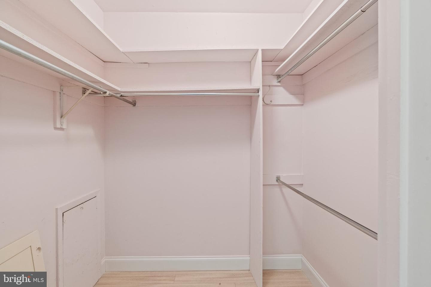 8930 Krewstown Road #303 photo 17