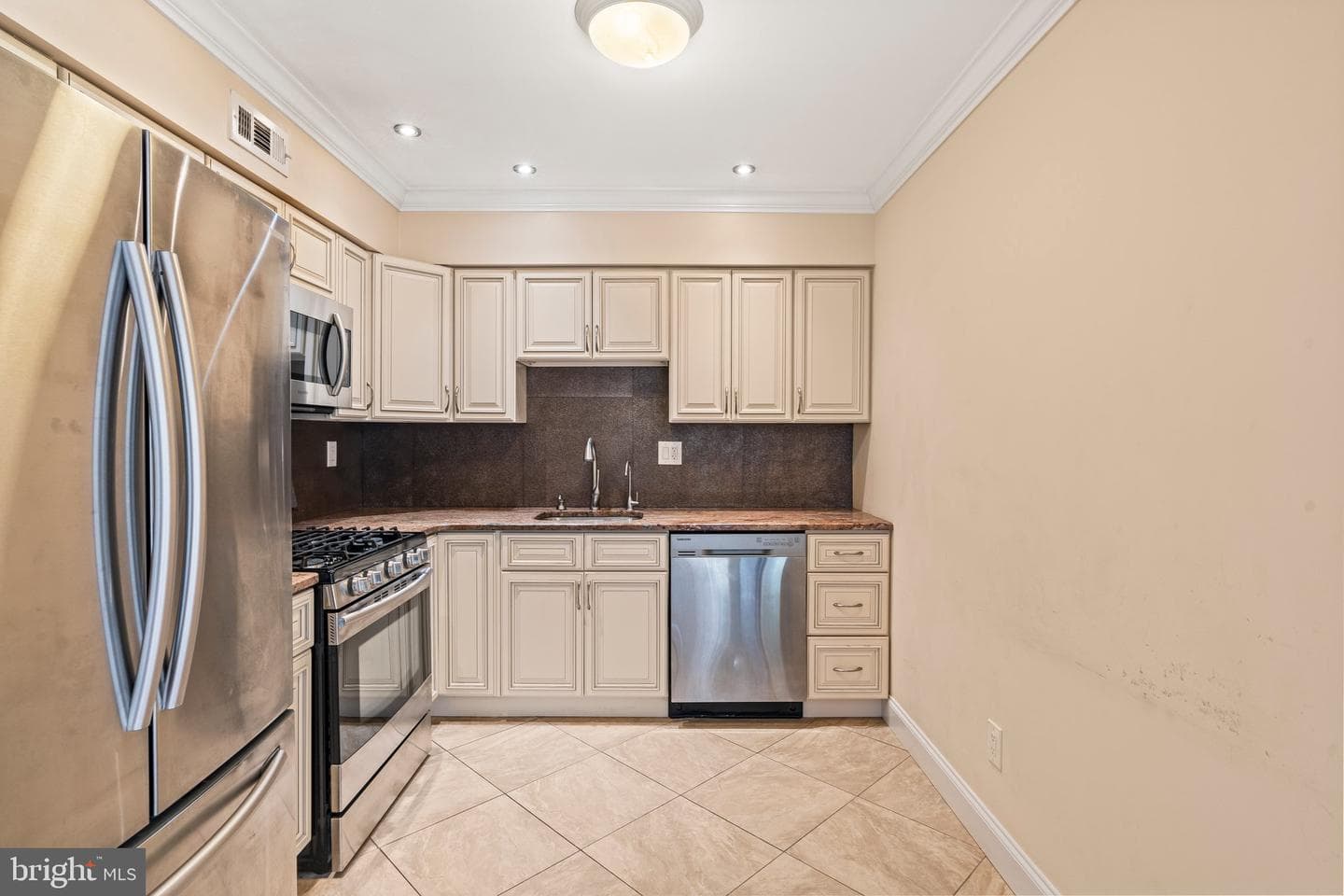 8930 Krewstown Road #303 photo 8
