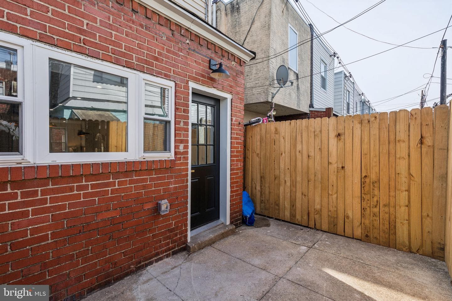 2414 S Warnock Street photo 33