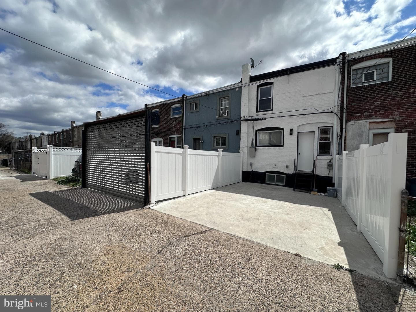 5753 Reedland Street photo 12