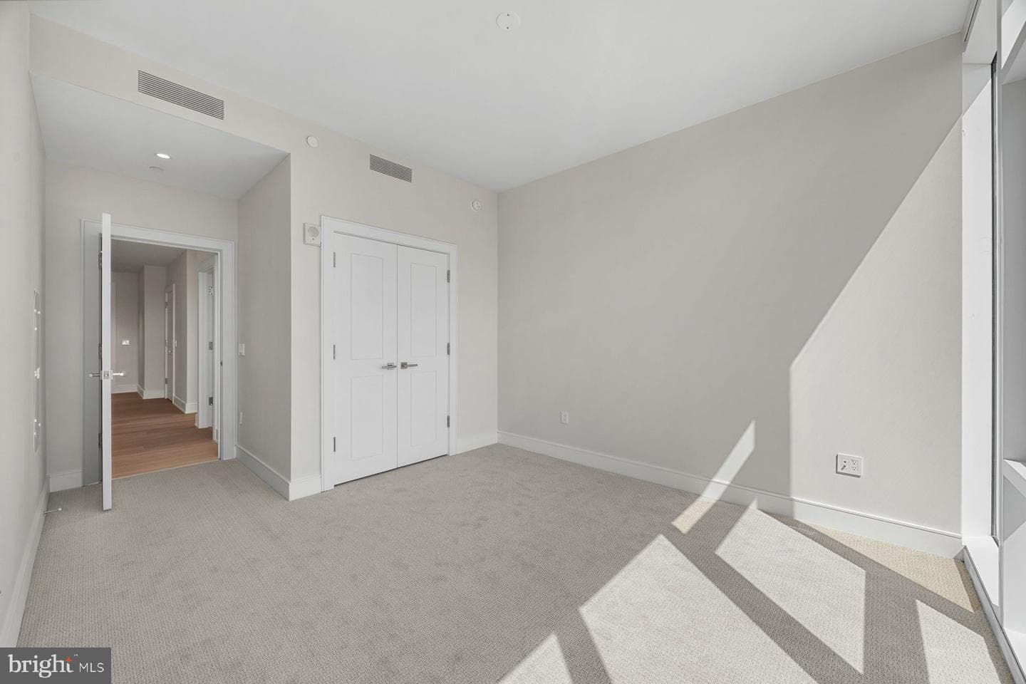 301 S Broad Street #1902 photo 26