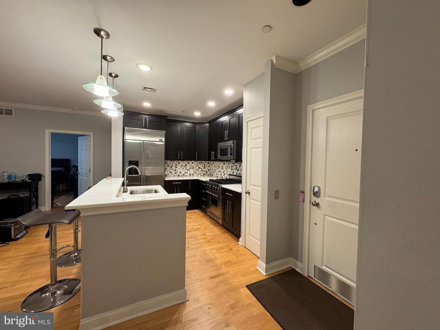 500 Admirals Way #101 photo 18