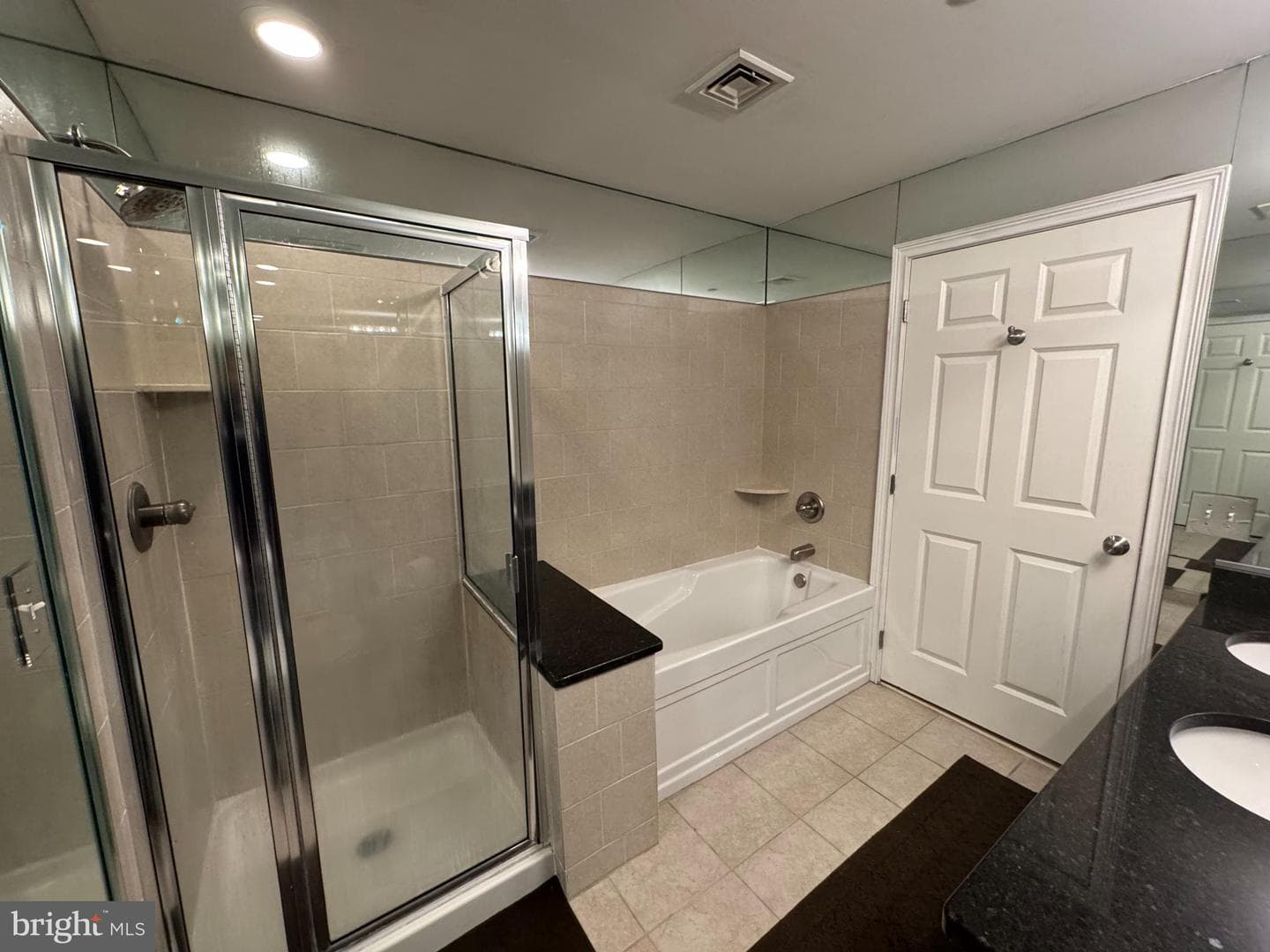 500 Admirals Way #101 photo 22