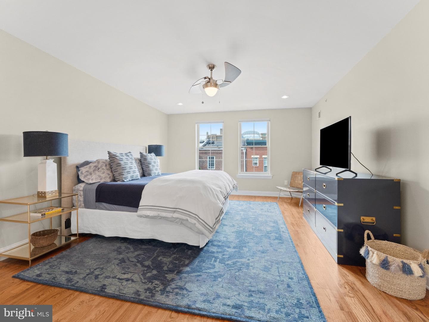 1122 Carpenter Street photo 14