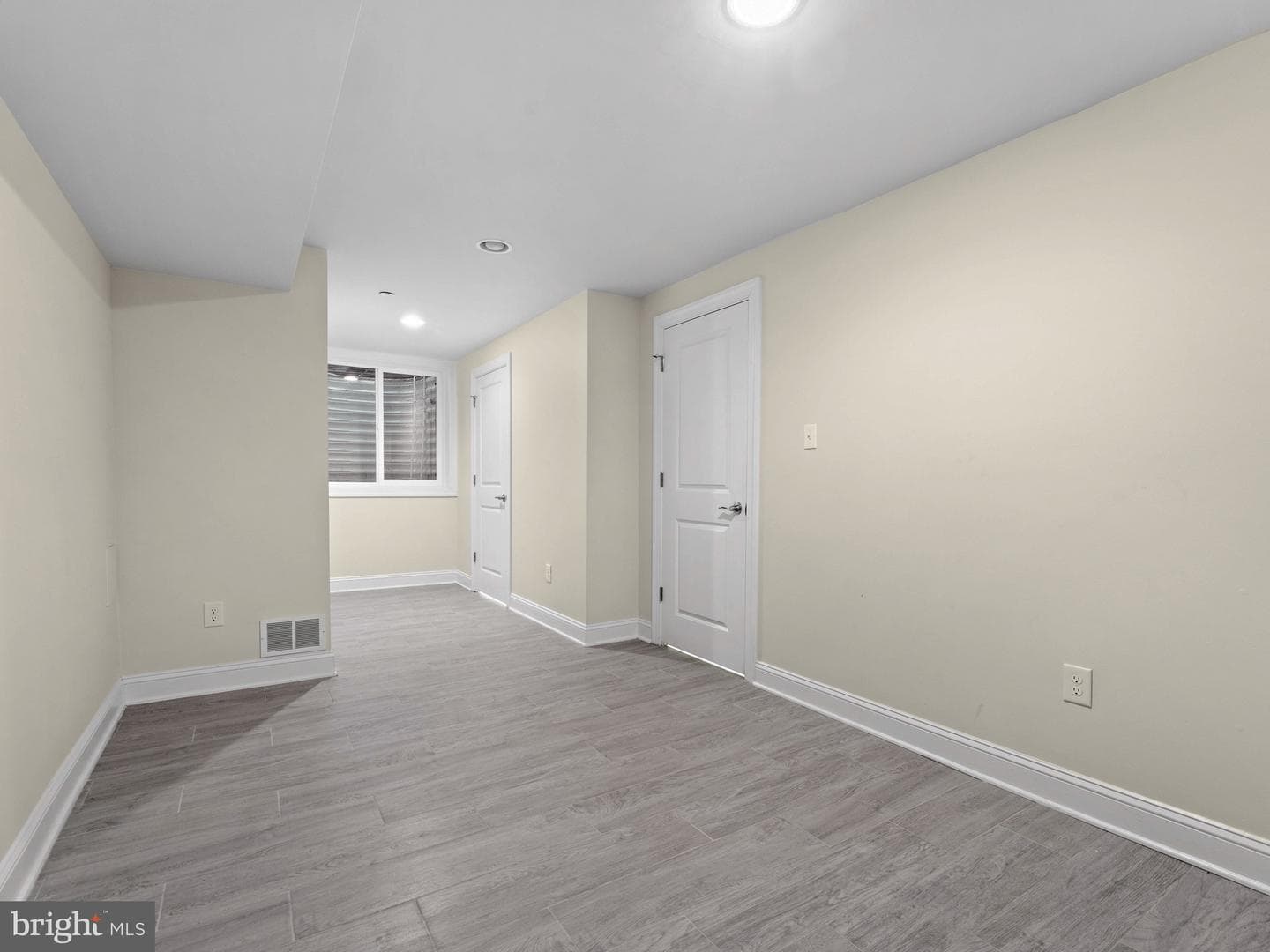 1122 Carpenter Street photo 29