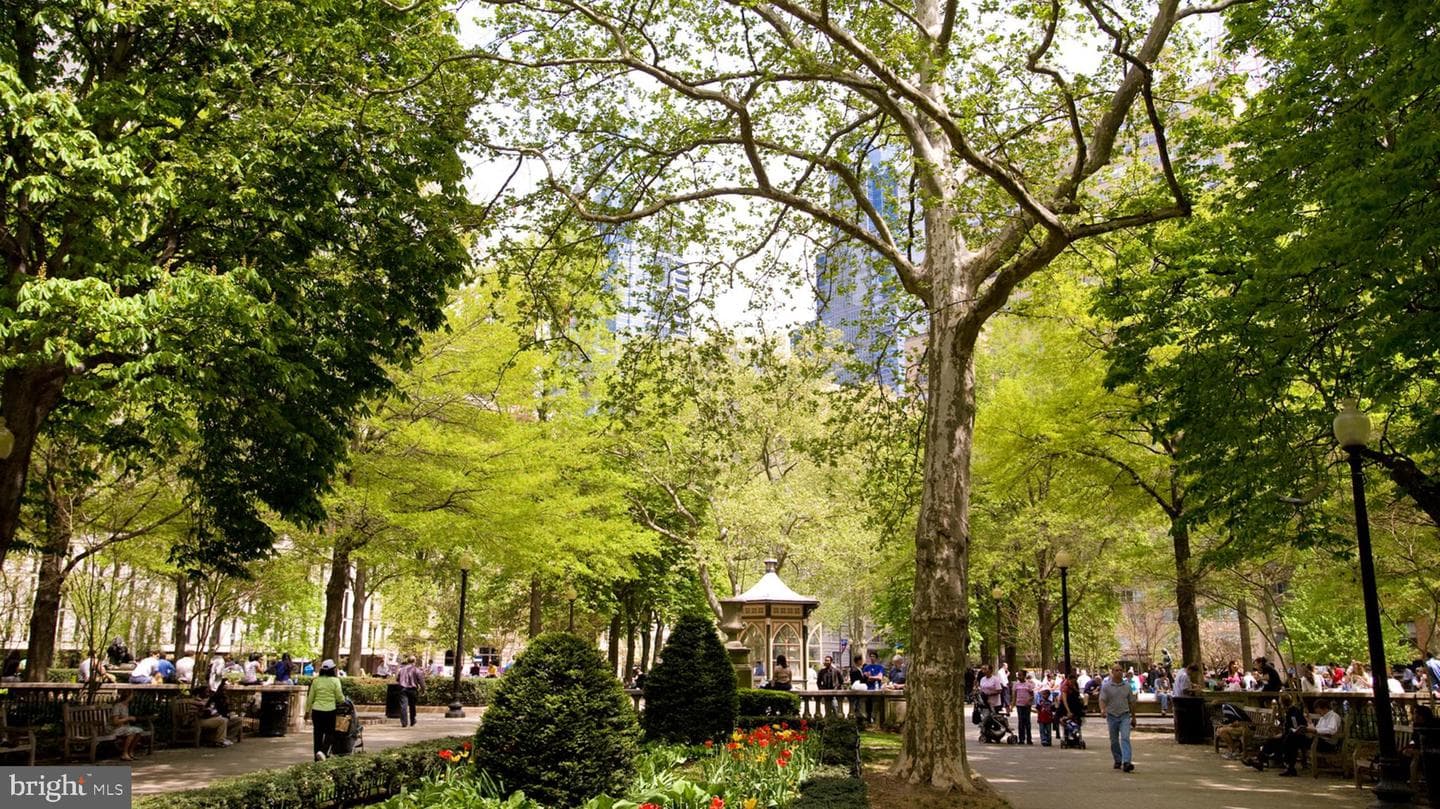 1806 Rittenhouse Square #1604 photo 17