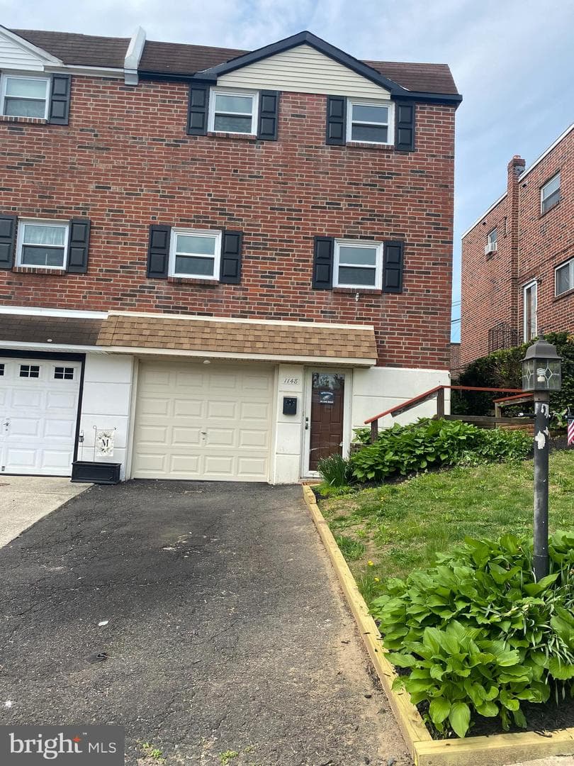 1148 Tabor Plaza photo 35
