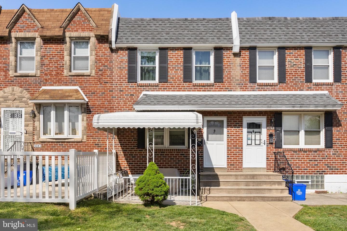 3043 Tremont Street photo 1