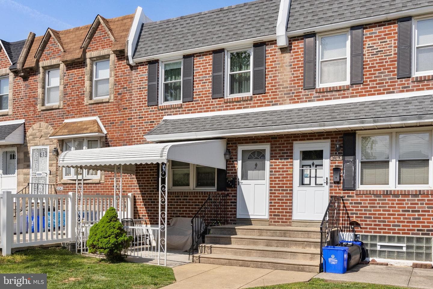 3043 Tremont Street photo 2