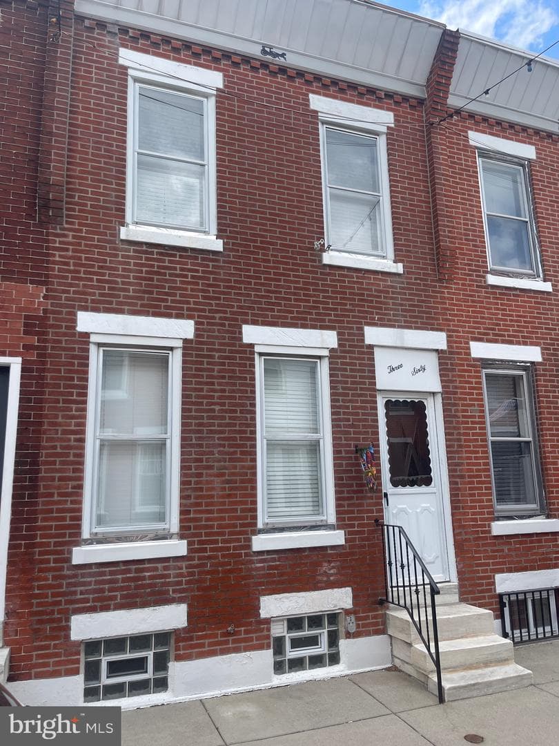 360 Durfor Street photo 3