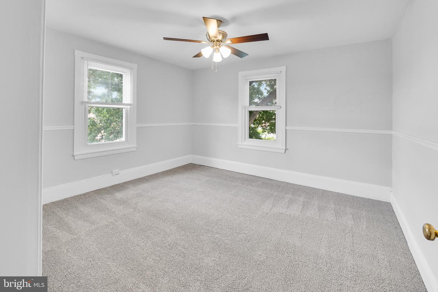 700 Strahle Street photo 20