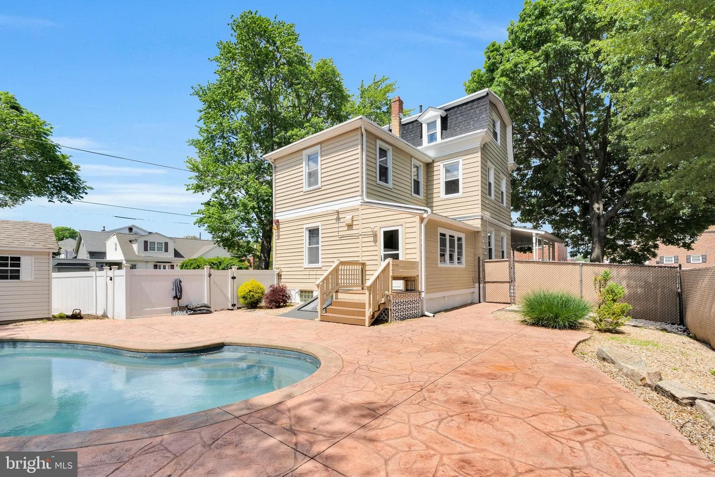700 Strahle Street photo 43