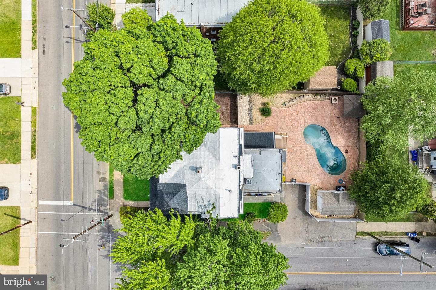 700 Strahle Street photo 45
