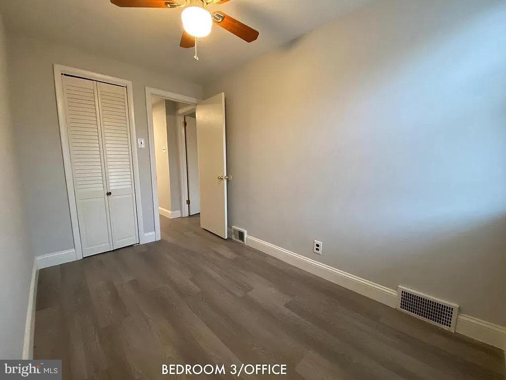 5732 Tackawanna Street photo 20