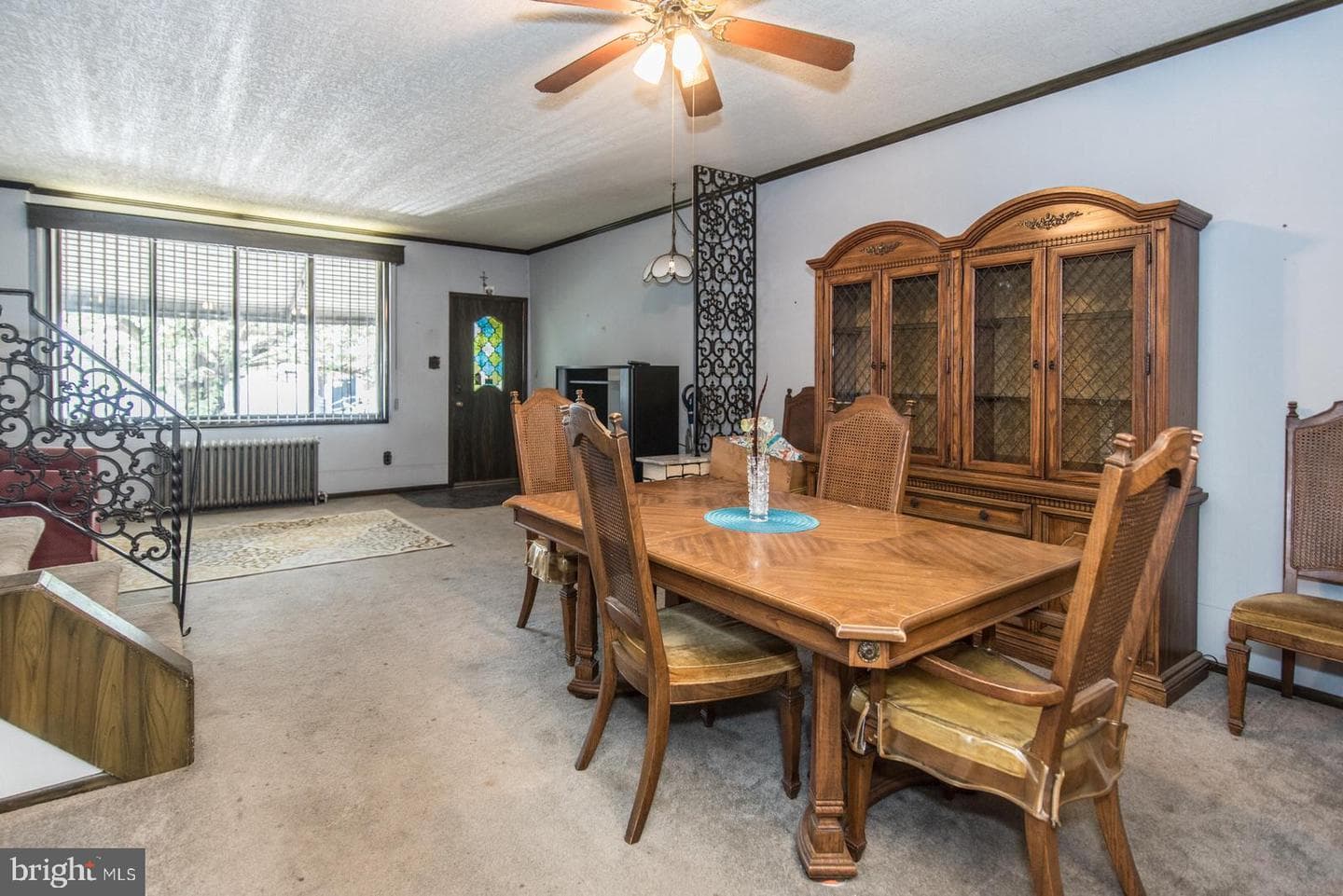 2561 E Somerset Street photo 29
