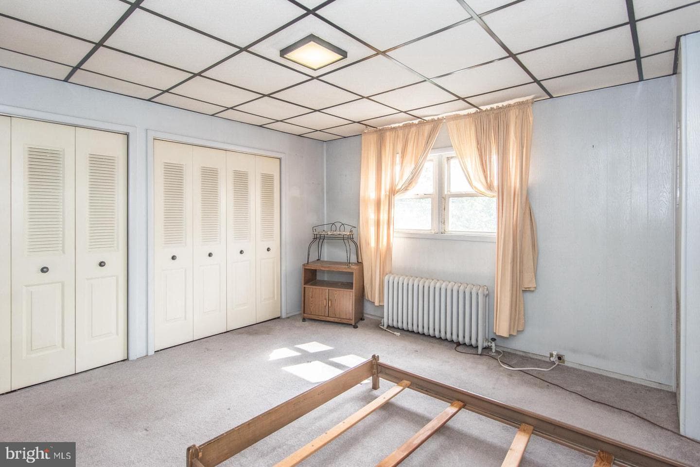 2561 E Somerset Street photo 43