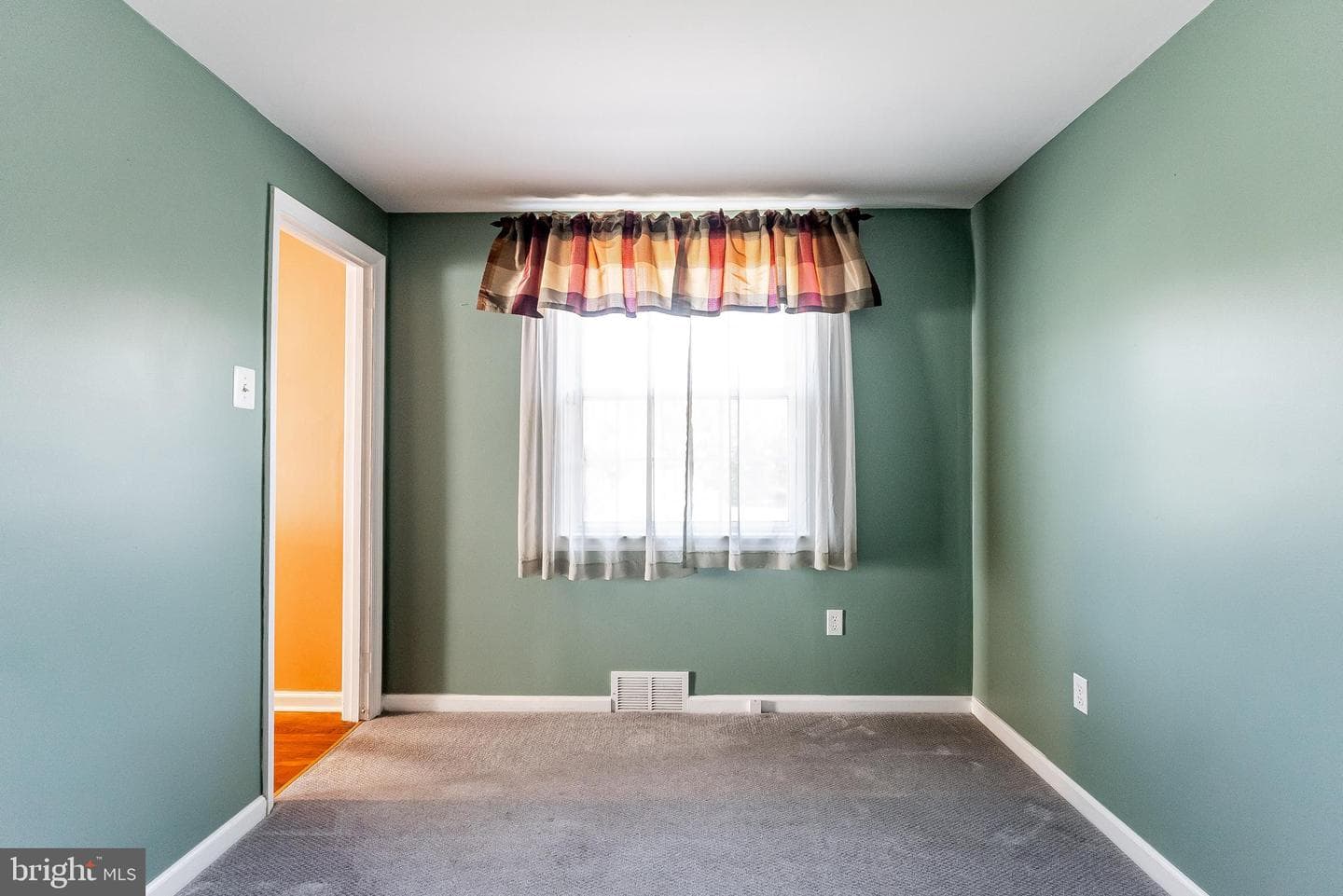 9546 Rising Sun Avenue photo 21