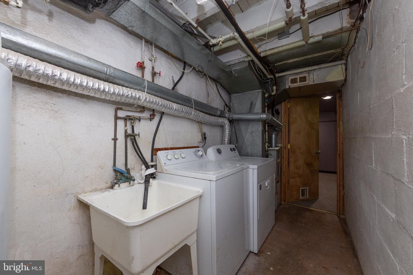 3551 Rhawn Street photo 17