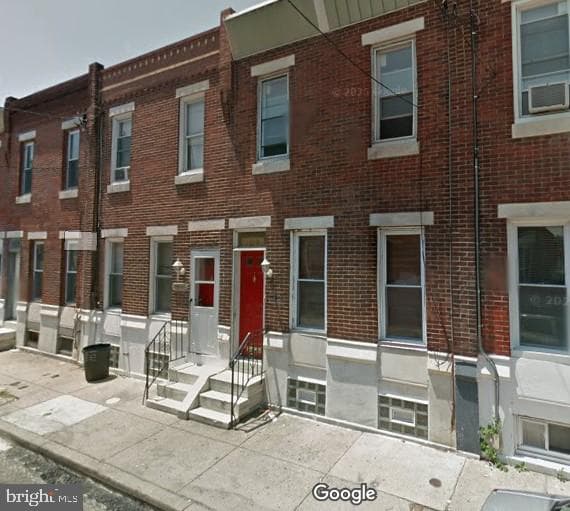 1320 S Myrtlewood Street photo 1