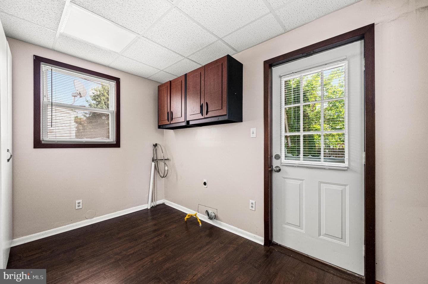 300 Gilham Street photo 12