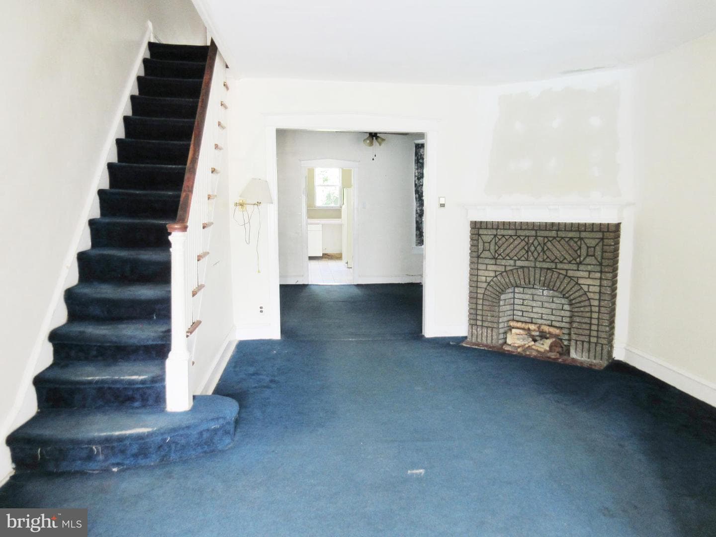 6226 Hasbrook Avenue photo 5