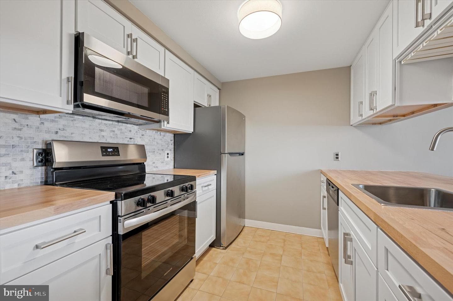 130 N Bread Street #310 photo 8