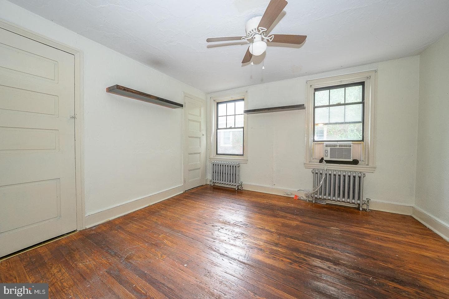 106 N Mole Street photo 16