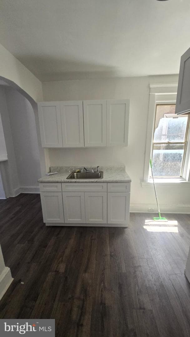 2564 N Reese Street photo 3
