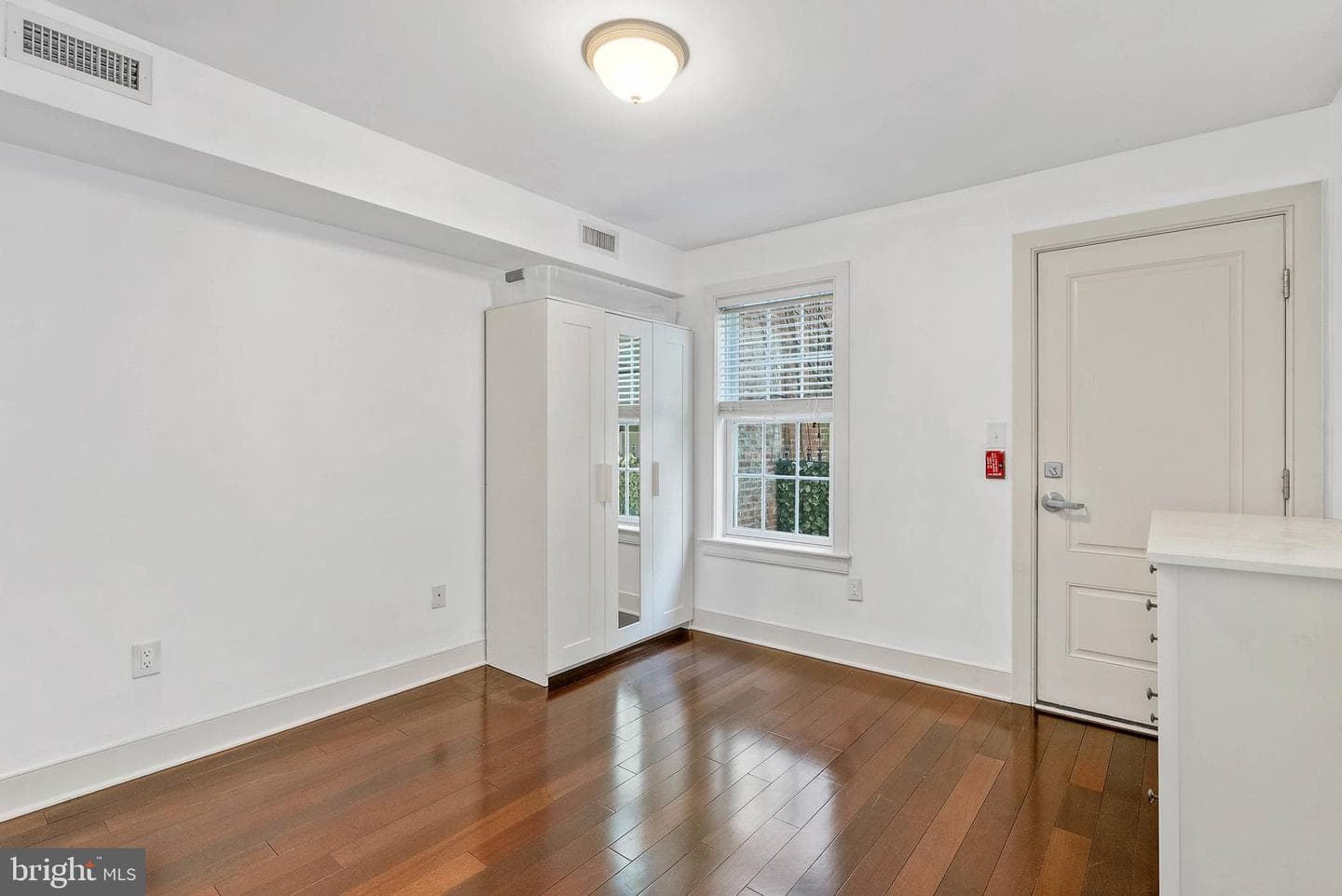 1522 Race St # 1 photo 15