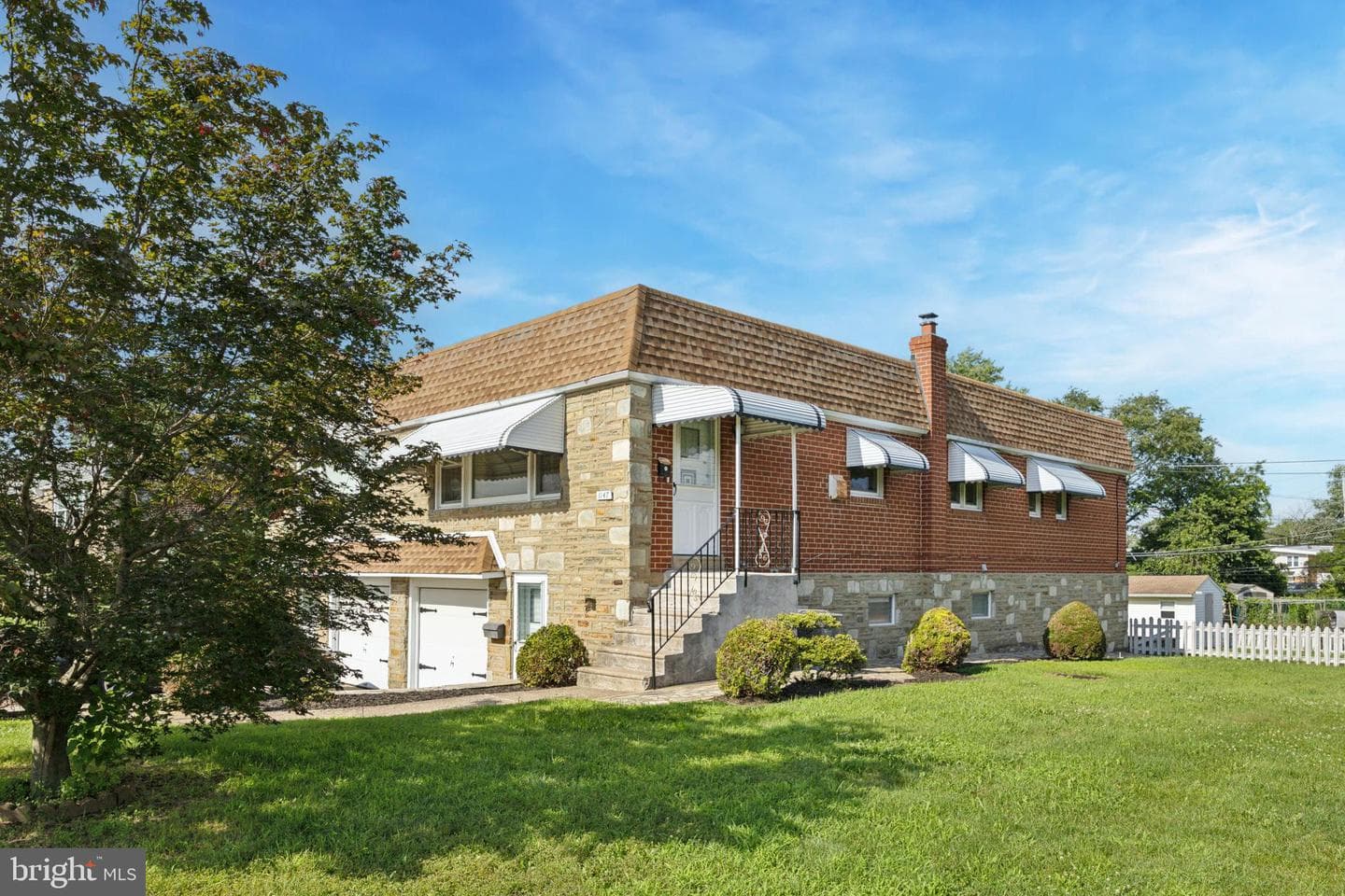 1147 Glenn Street photo 16