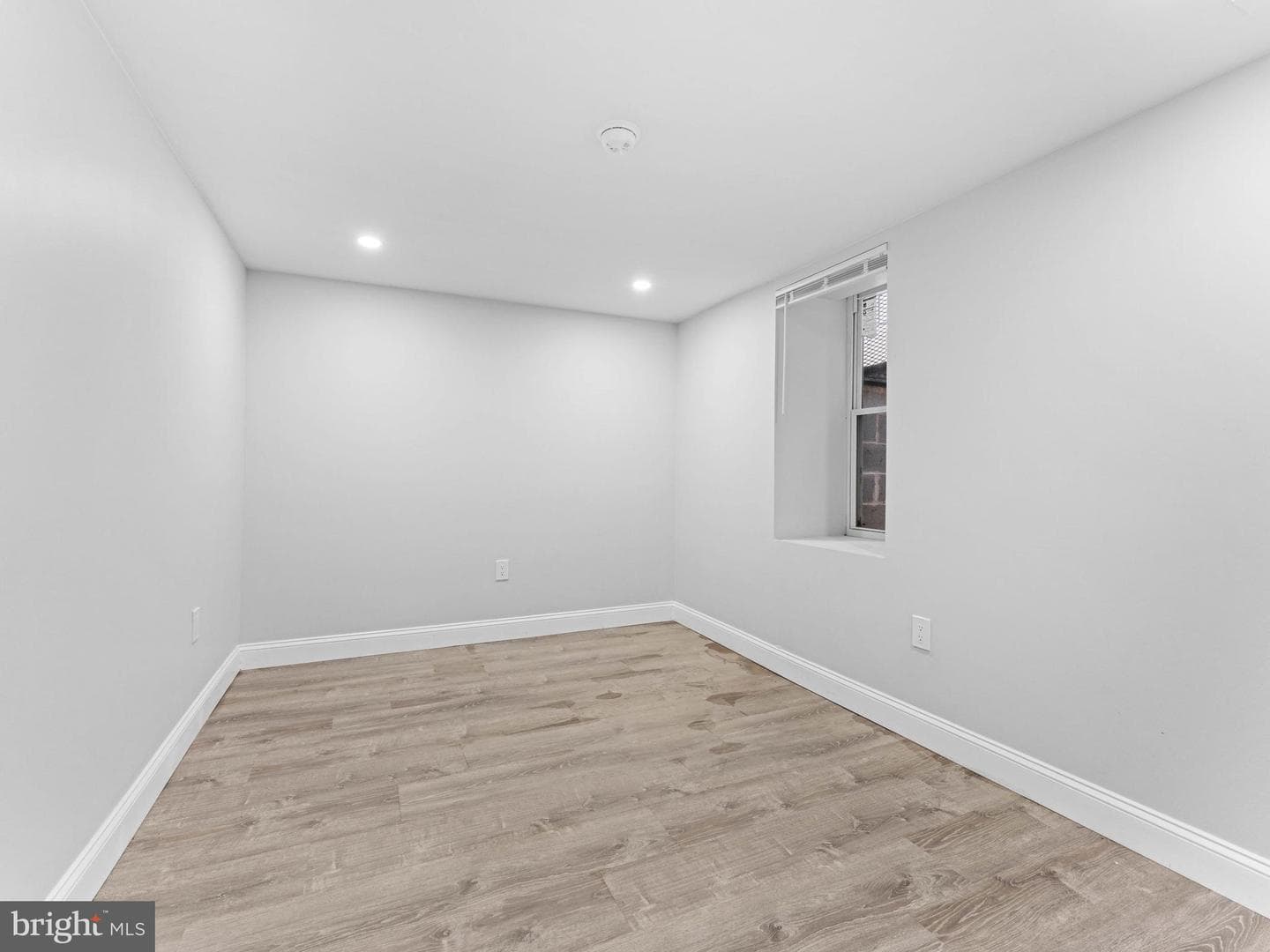 624 S 42nd Street photo 36