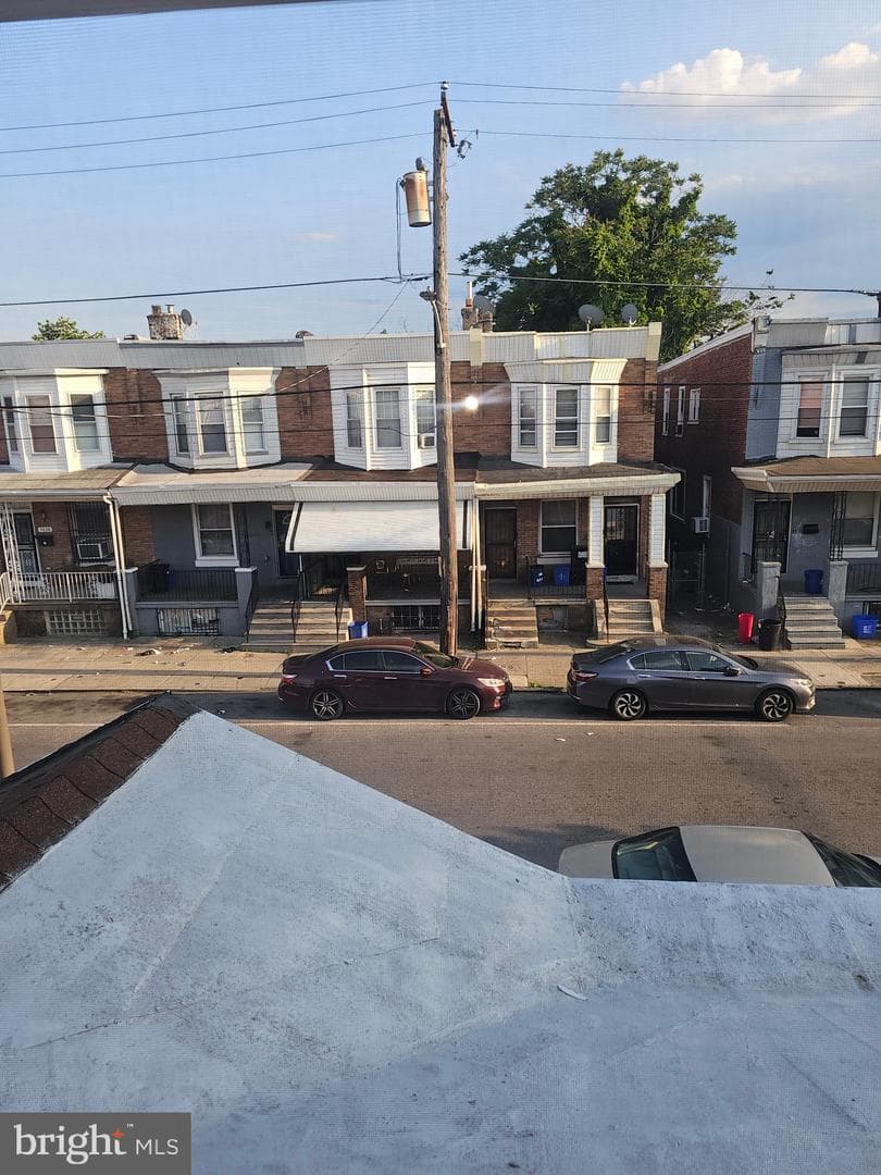 5843 Race Street photo 18