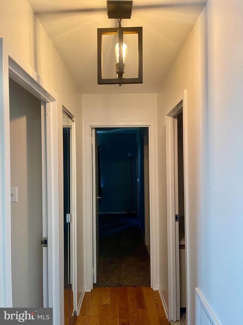 60201 Delaire Landing Road #201 photo 16