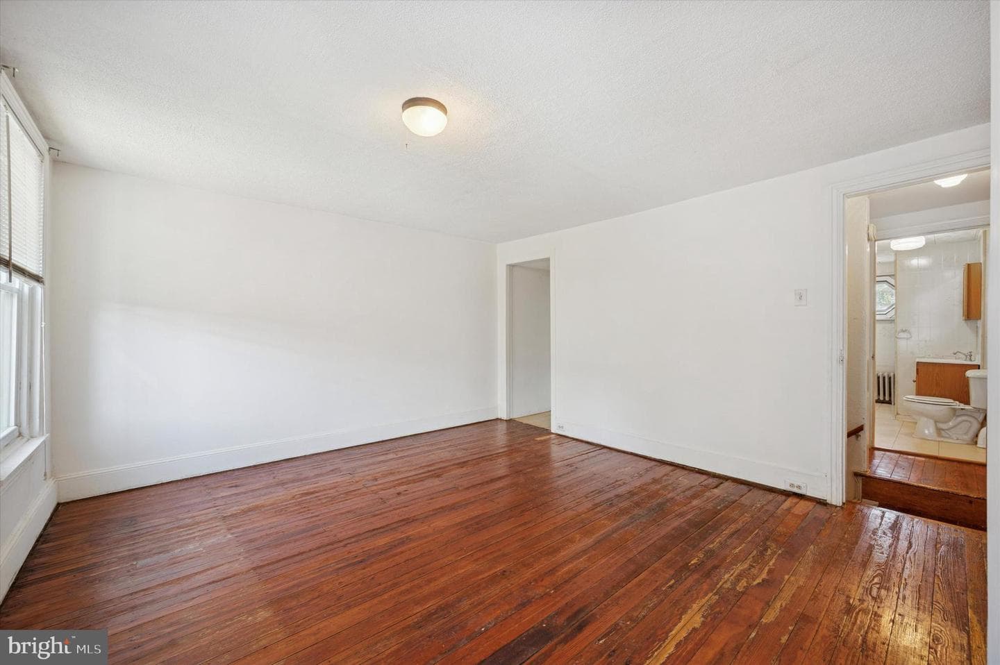 3604 Calumet Street photo 13