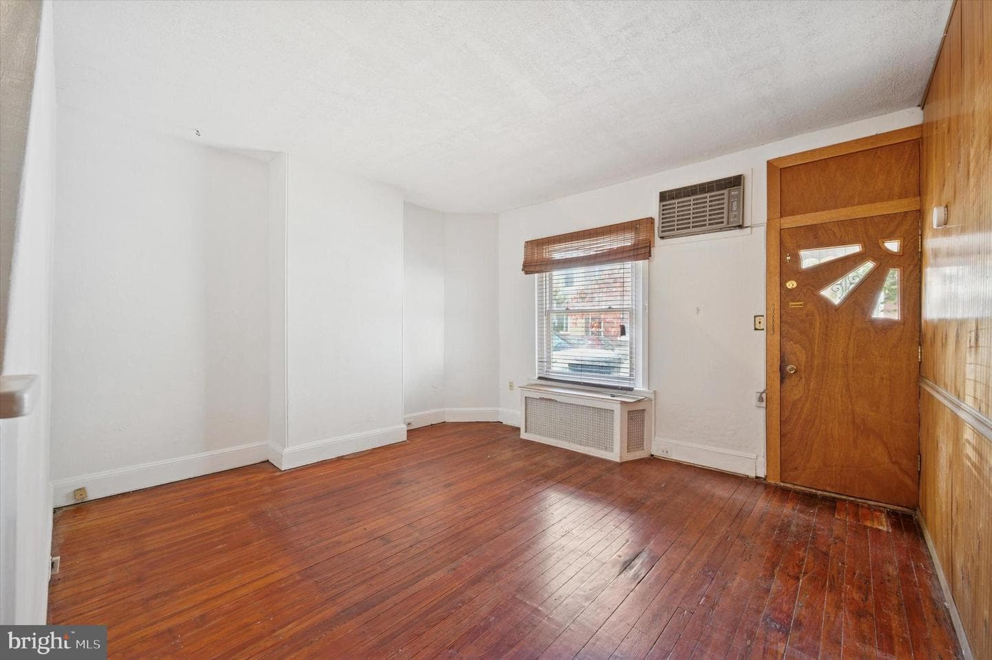 3604 Calumet Street photo 4