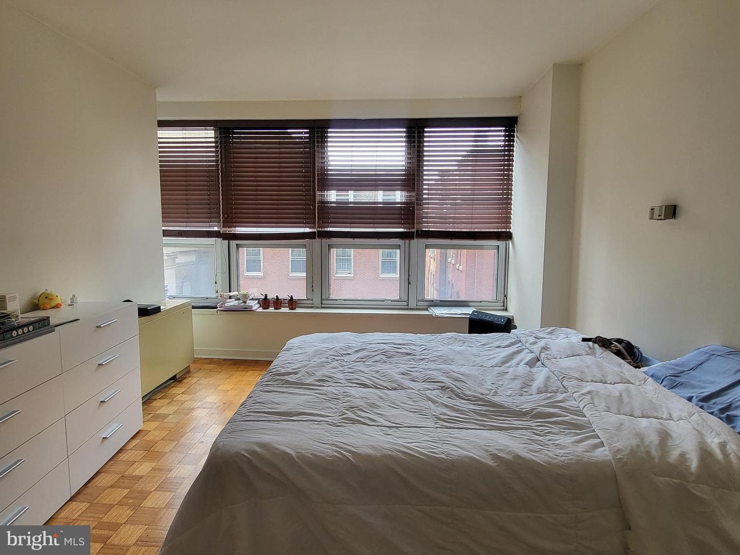 224 W Rittenhouse Square #413 photo 9