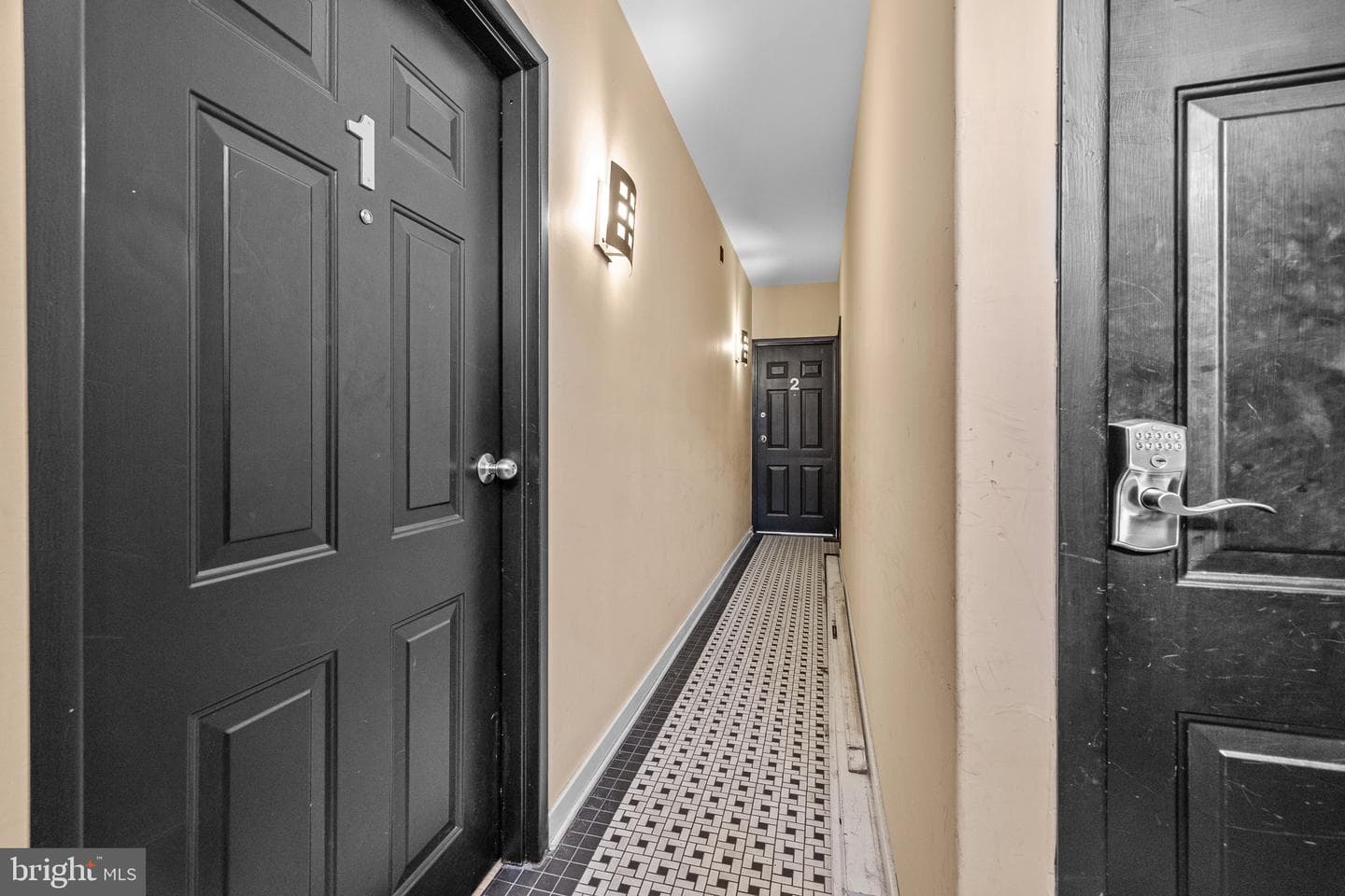1516 Catharine Street #2 photo 3