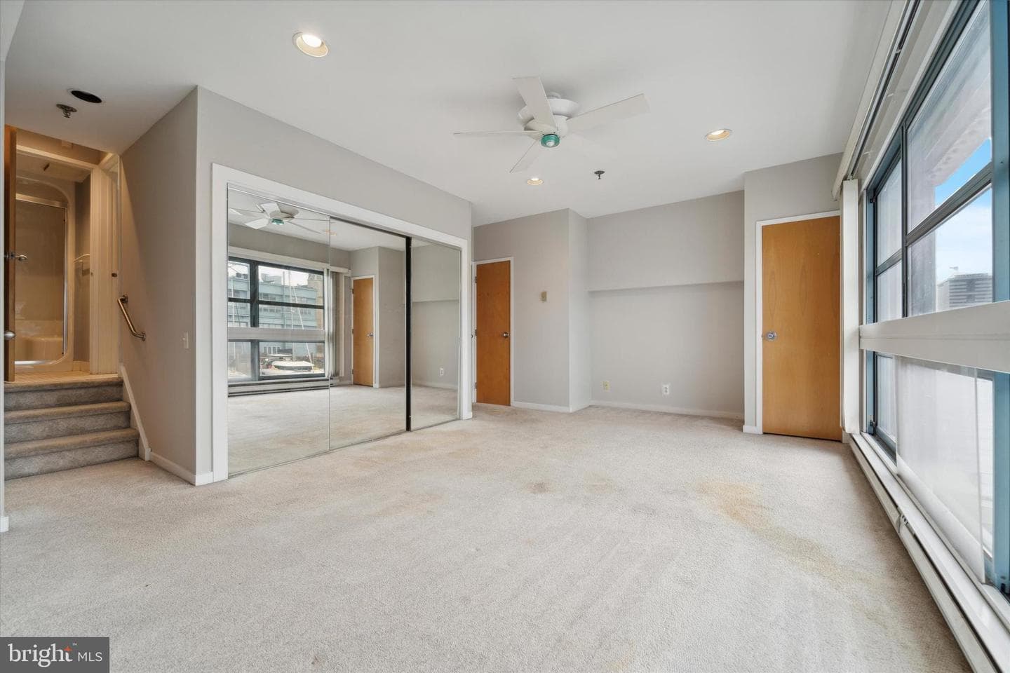 7 N Christopher Columbus Boulevard #130 photo 25