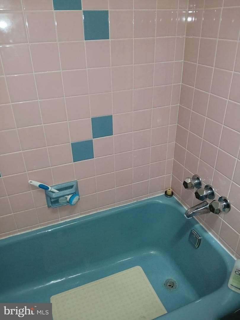 8424 Large Street photo 17