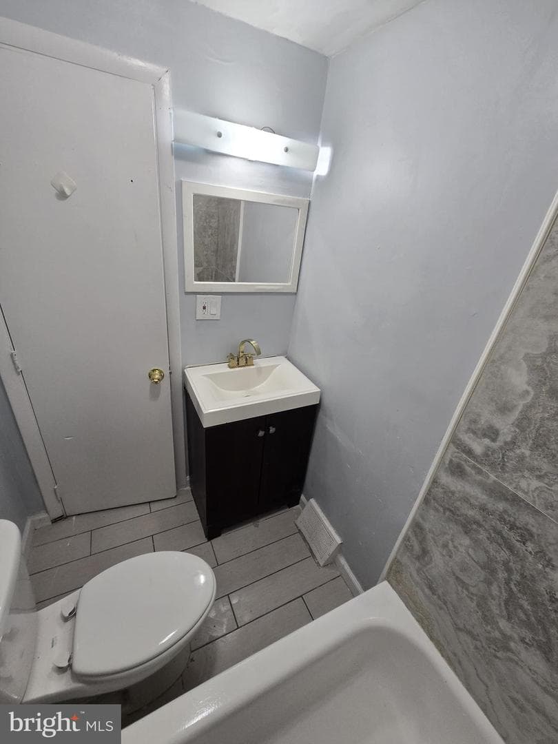 1716 N Willington Street photo 3