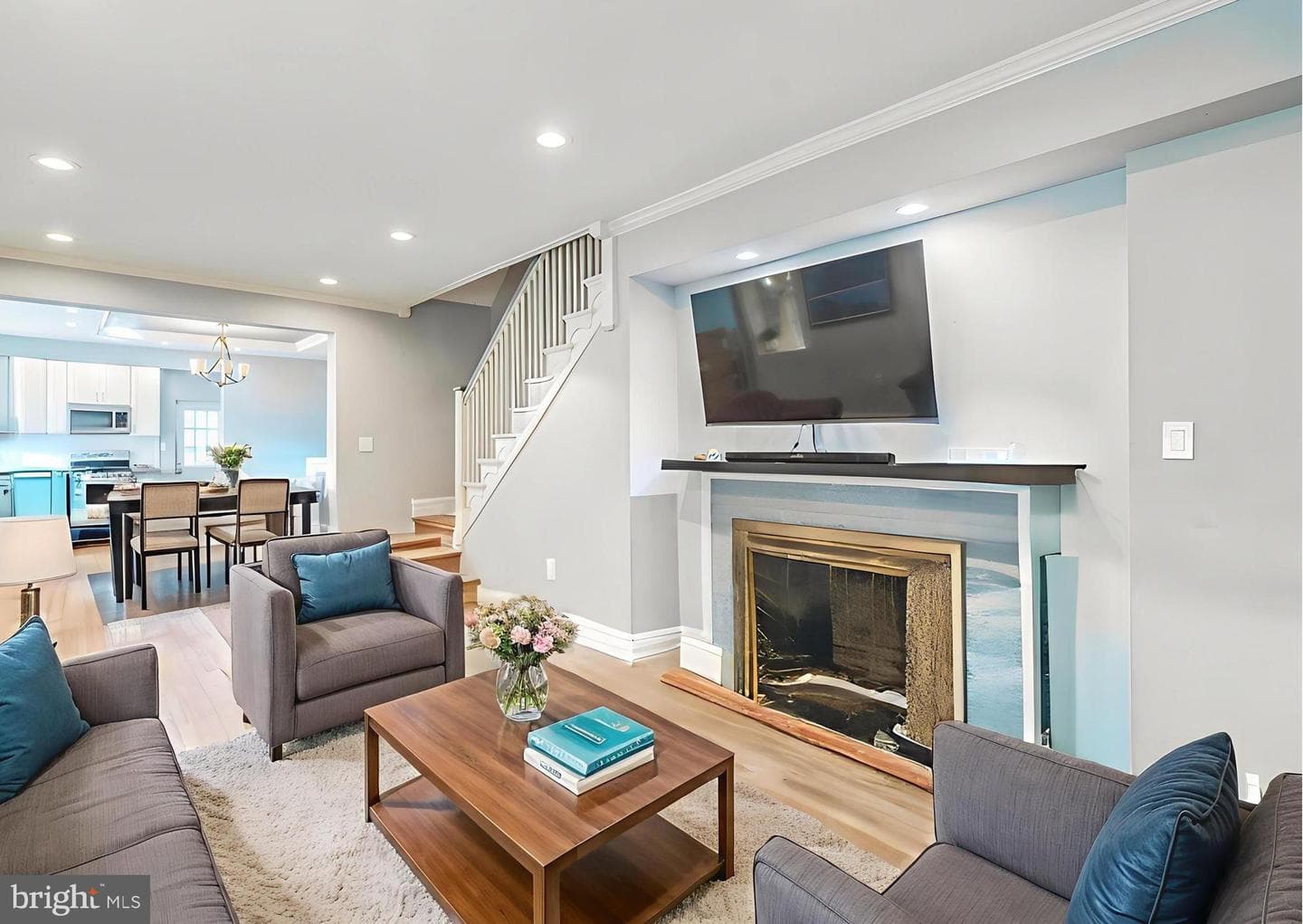 5044 Erringer Place photo 1