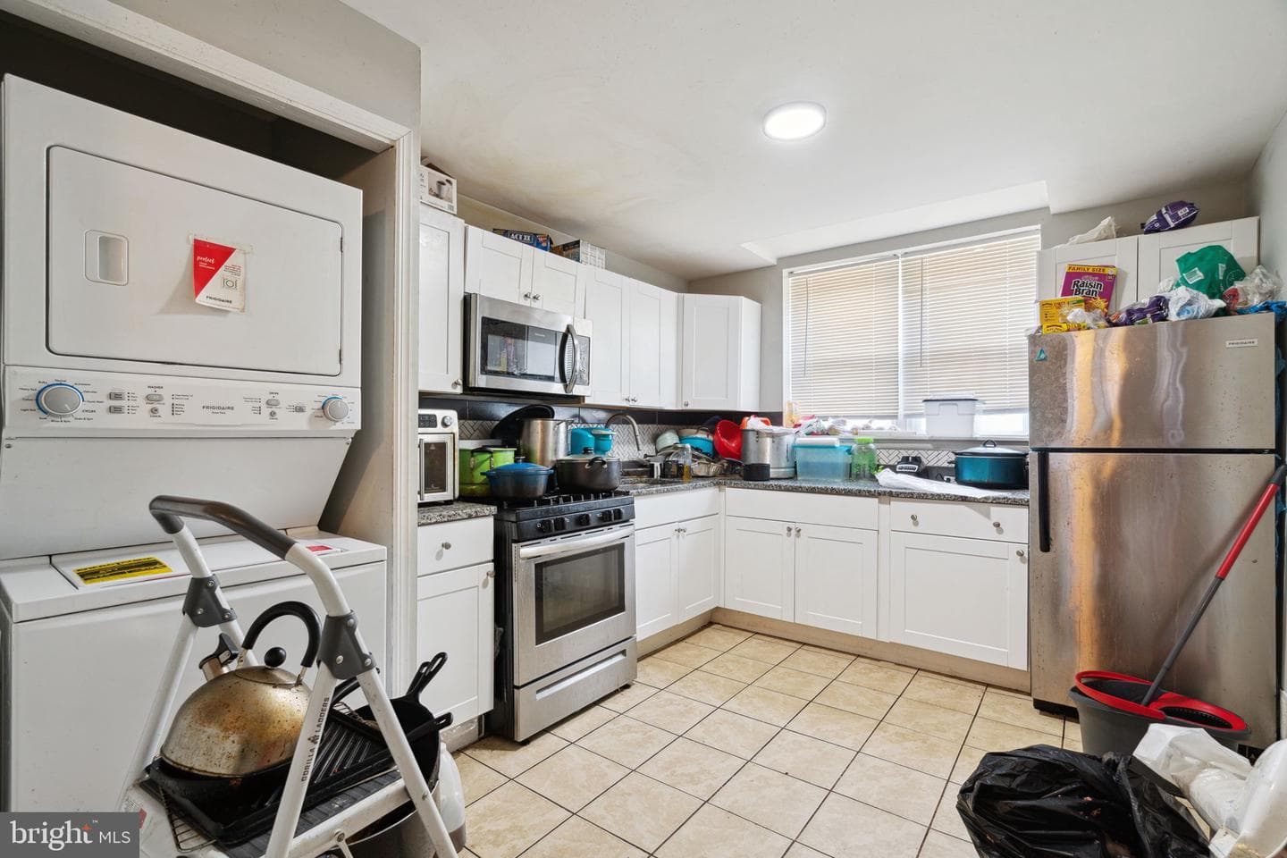 1834 W Rockland Street photo 8