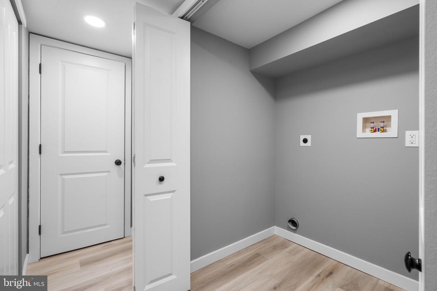101 Overhill Avenue photo 32