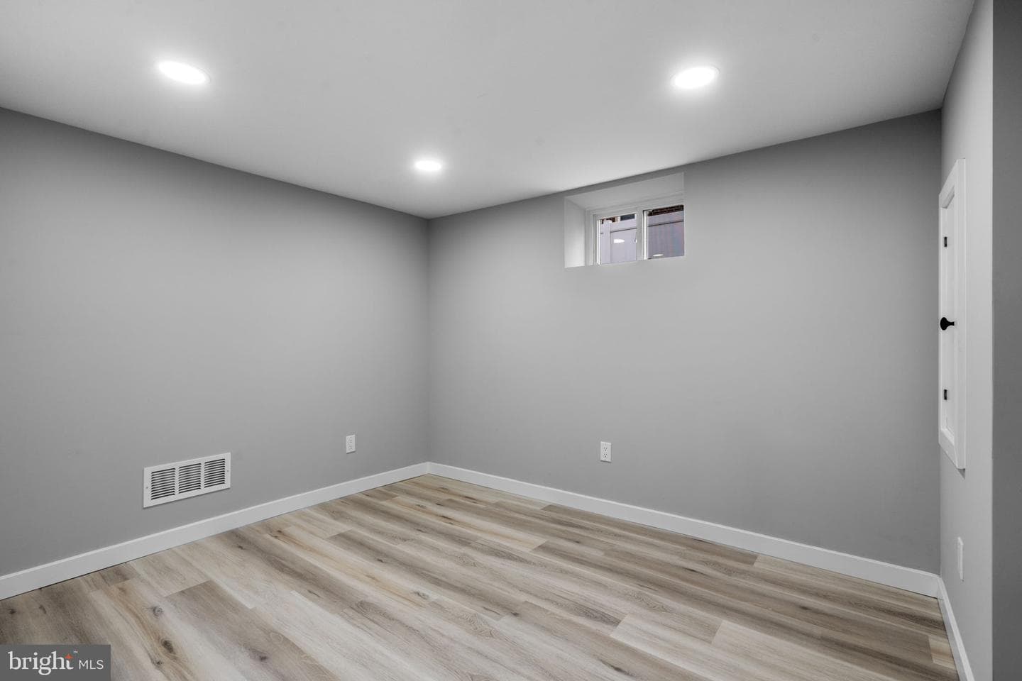 101 Overhill Avenue photo 33