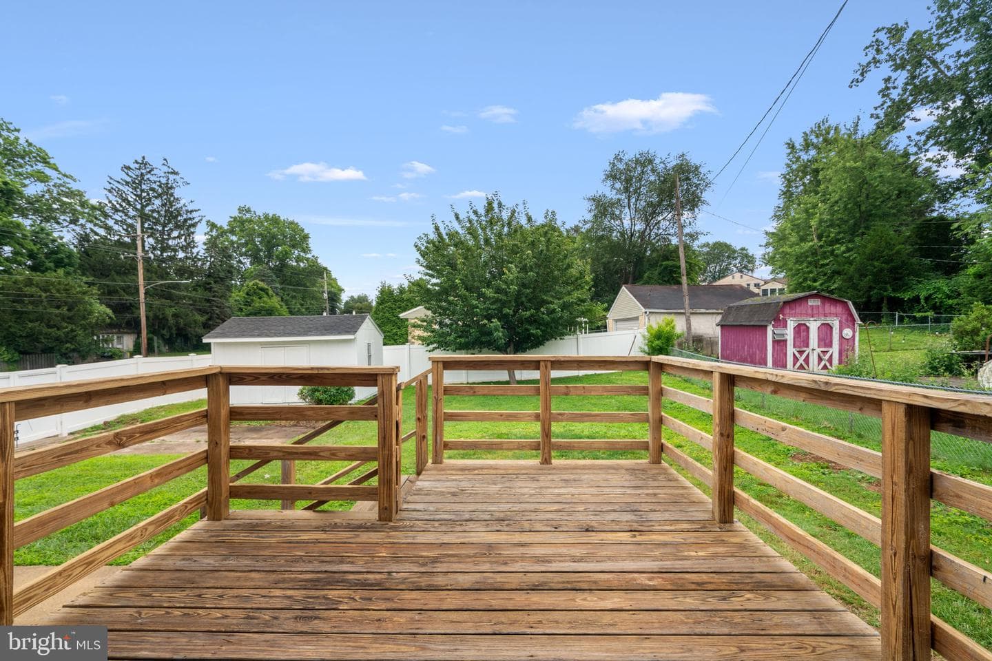 101 Overhill Avenue photo 35