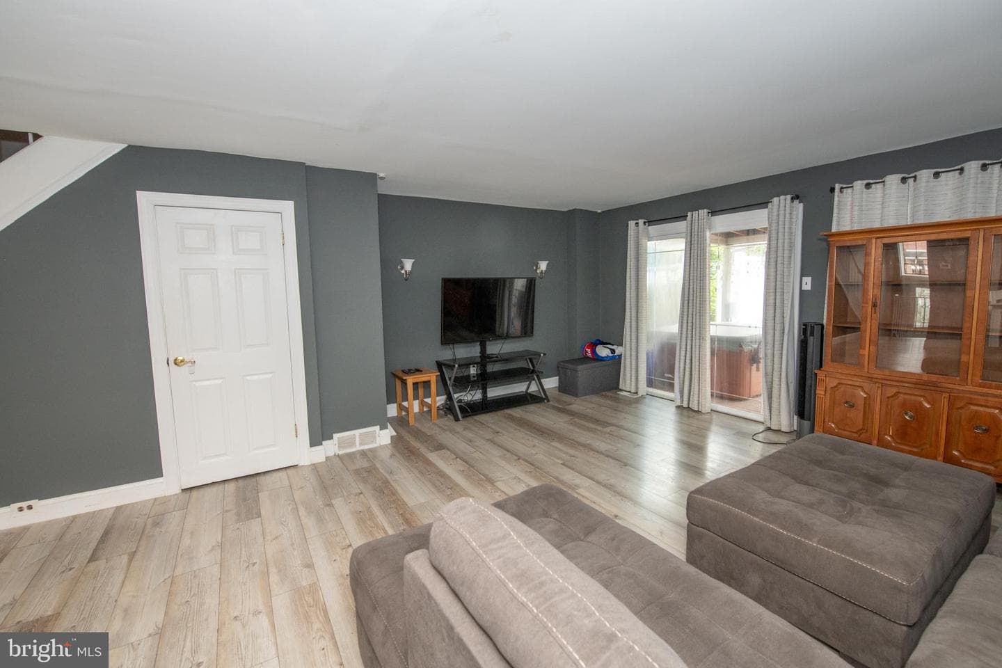 4207 Fairdale Road photo 12
